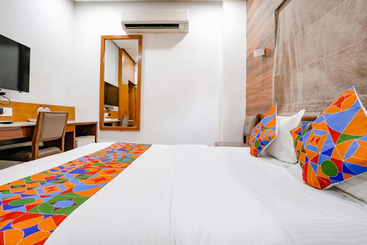 Fabhotel Kyra - Near Airport Road Ahmedabad Exterior foto